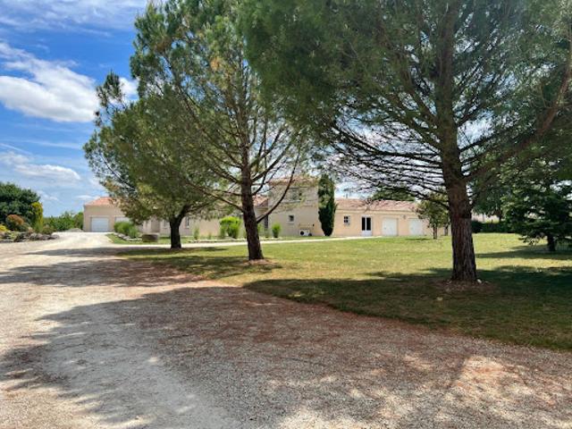 Vente Maison 5 pièces 311 m2 Paillé