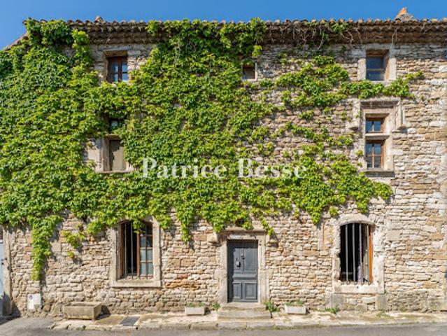 Vente Maison 5 pièces 340 m2 Grignan