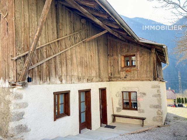Vente Maison 5 pièces 360 m2 La Balme de Thuy