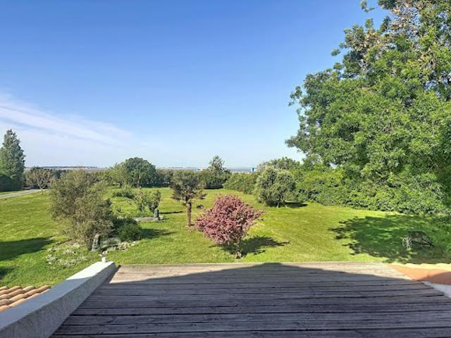 Vente Maison 5 pièces 360 m2 Yves