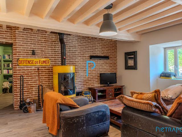 Vente Maison 5 pièces 380 m2 Chambost Longessaigne