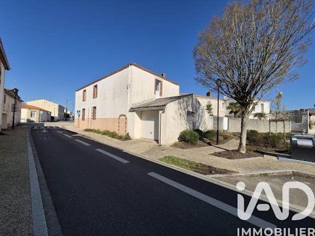 Vente Maison 5 pièces 400 m2 Aizenay