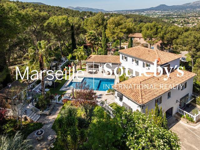Vente Maison 7 pièces 401 m2 Gemenos