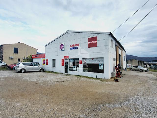 Vente Fond de commerce 5 pièces 420 m2 Château Arnoux Saint Auban
