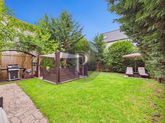 Vente Maison 5 pièces 63.72 m2 Antony