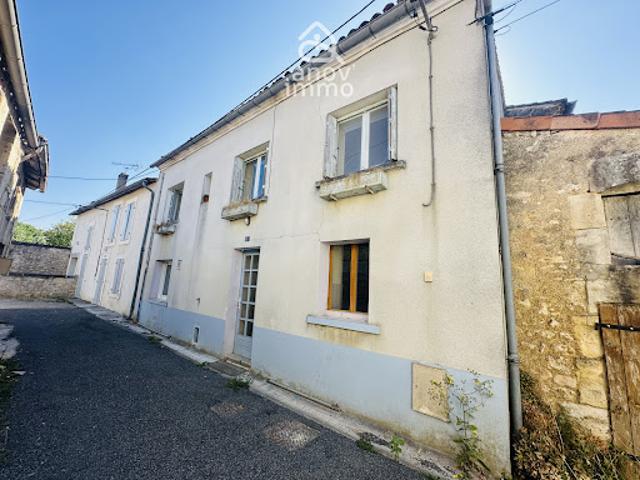 Vente Maison 5 pièces 67.4 m2 Châteauneuf sur Charente