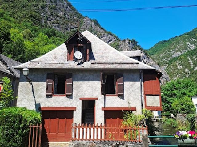 Vente Maison 5 pièces 72 m2 Saint Béat