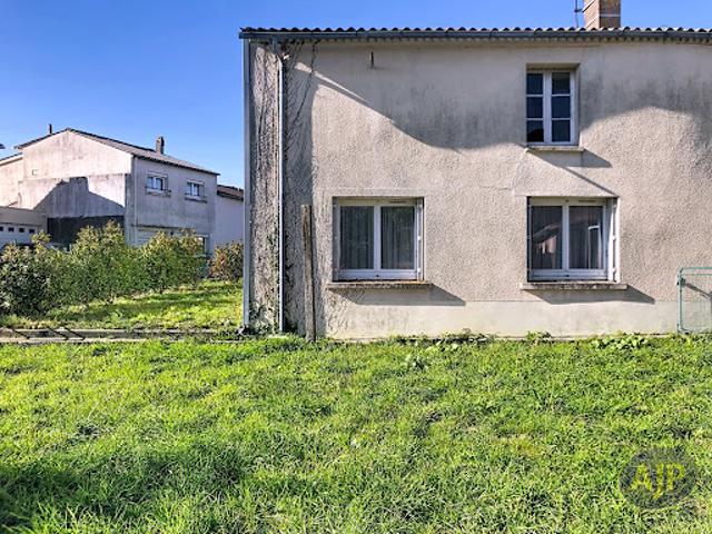 Vente Maison 5 pièces 72 m2 Saint Léger sous Cholet