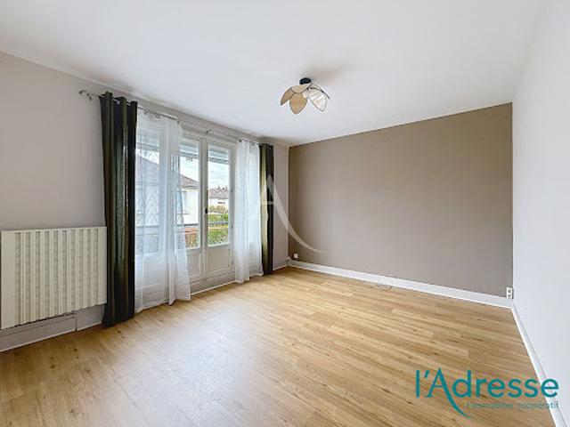 Vente Maison 5 pièces 73 m2 Laval