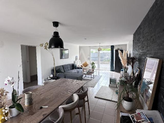 Vente Maison 5 pièces 75 m2 Saint Pierre des Echaubrognes