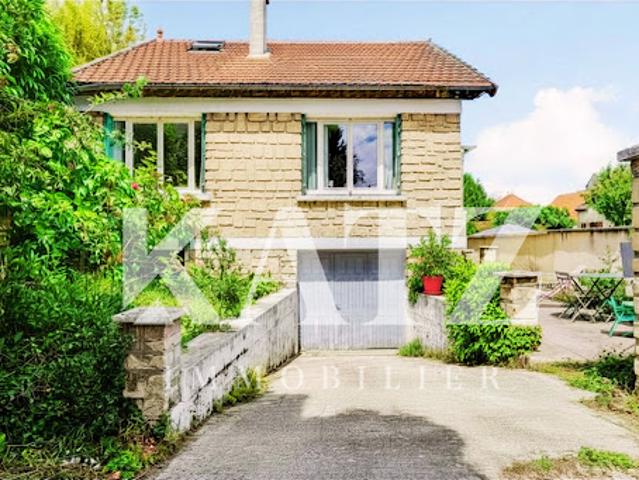 Vente Maison 5 pièces 77.45 m2 Garches