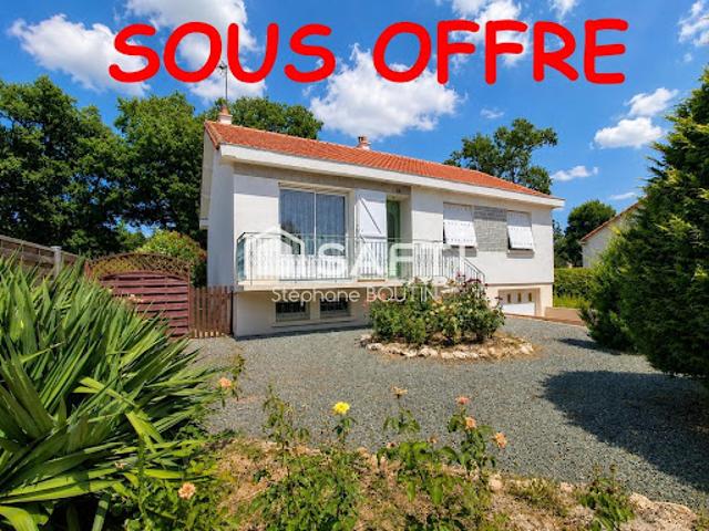 Vente Maison 5 pièces 78 m2 Essarts en Bocage