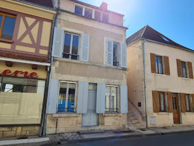 Vente Maison 5 pièces 79 m2 Clamecy