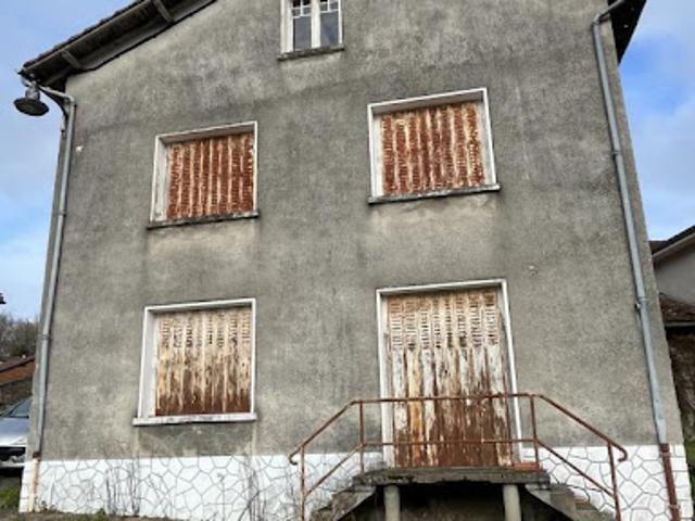 Vente Maison 5 pièces 79 m2 Saulgond