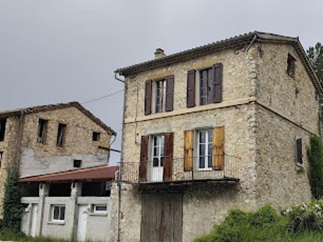 Vente Maison 5 pièces 81 m2 Barrême