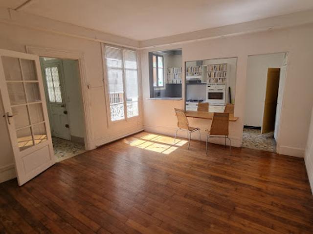 Vente Maison 5 pièces 83.76 m2 Vanves