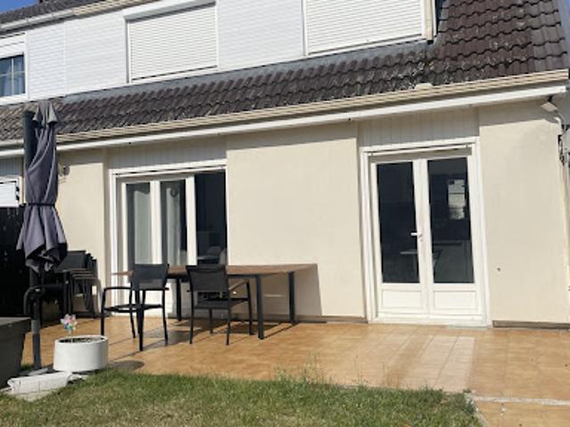 Vente Maison 5 pièces 84 m2 Savigny le Temple