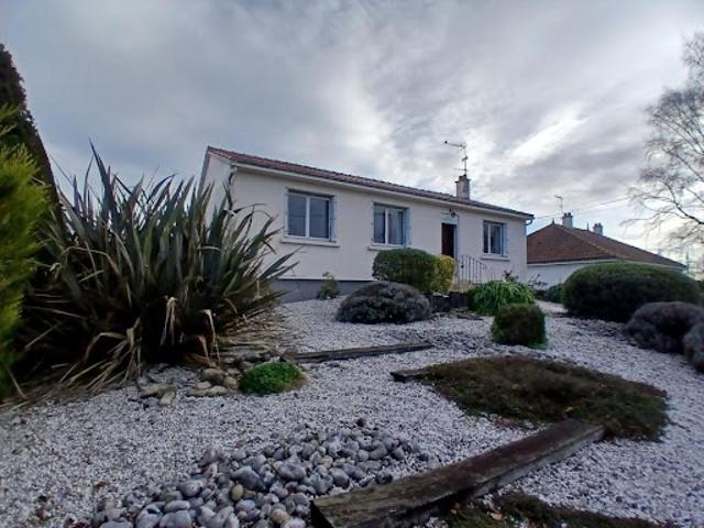Vente Maison 5 pièces 84 m2 Saint Philbert de Bouaine