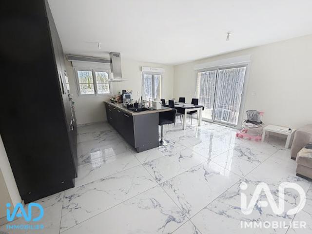 Vente Maison 5 pièces 85 m2 Clerey