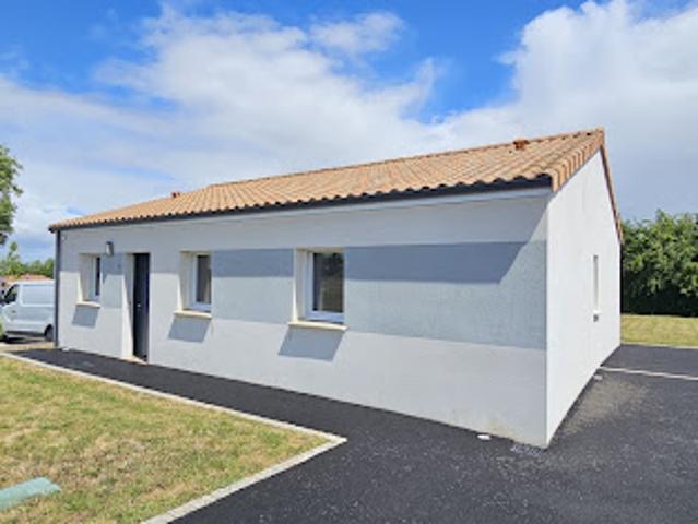 Vente Maison 5 pièces 85 m2 Essarts en Bocage