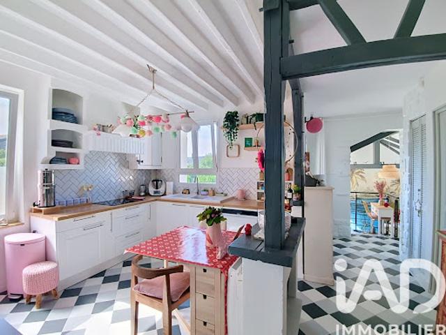 Vente Maison 5 pièces 98 m2 Saint Aubin lès Elbeuf