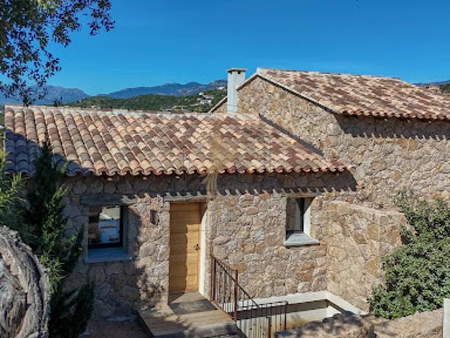 Vente Maison 5 pièces 87.47 m2 Sainte lucie de porto vecchio