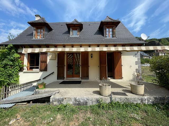 Vente Maison 5 pièces 87 m2 Laroquevieille