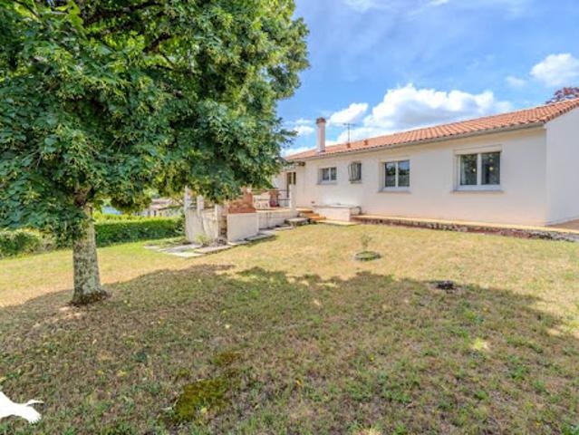 Vente Maison 5 pièces 87 m2 Léognan