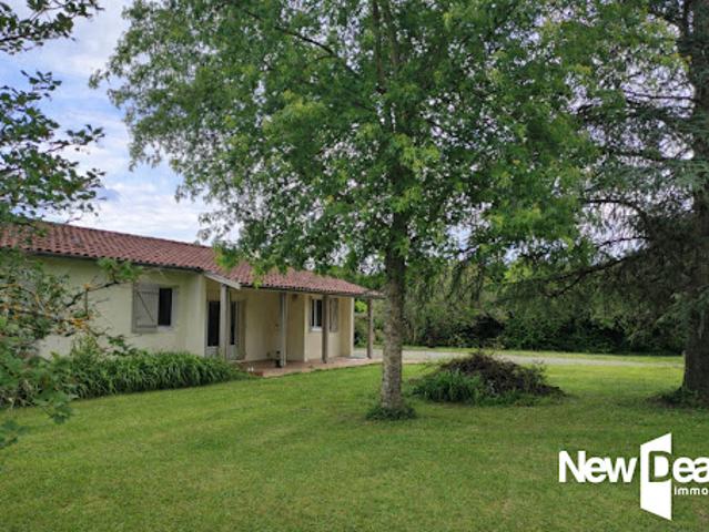 Vente Maison 5 pièces 87 m2 Saint Etienne de Fougères