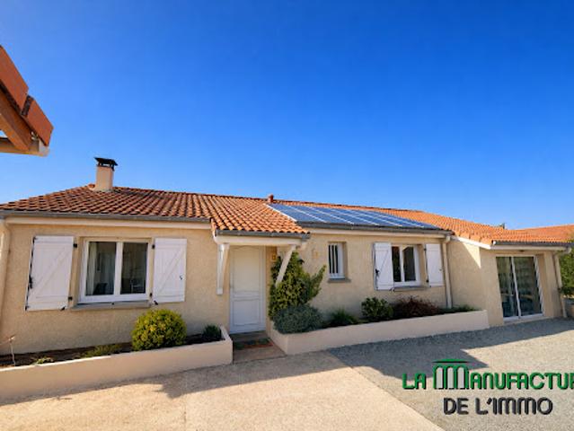 Vente Maison 5 pièces 90.03 m2 Sainte Agathe la Bouteresse
