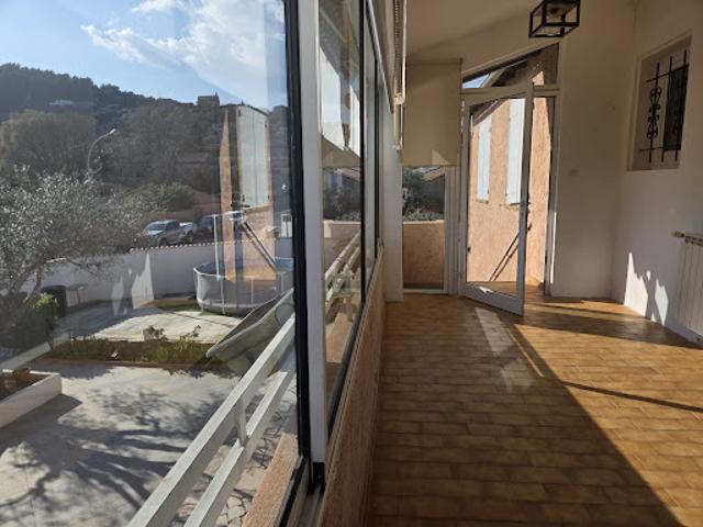 Vente Maison 5 pièces 90.27 m2 Cuers