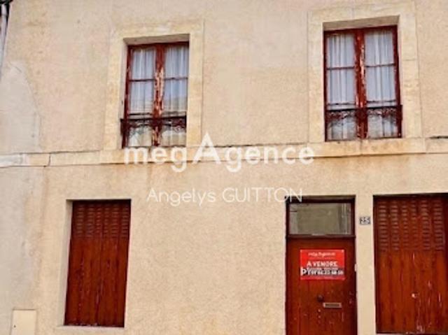 Vente Maison 5 pièces 90 m2 Beaumont sur Sarthe