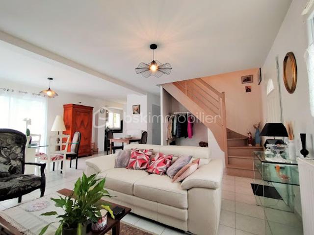 Vente Maison 5 pièces 90 m2 Mesnil Roc'h