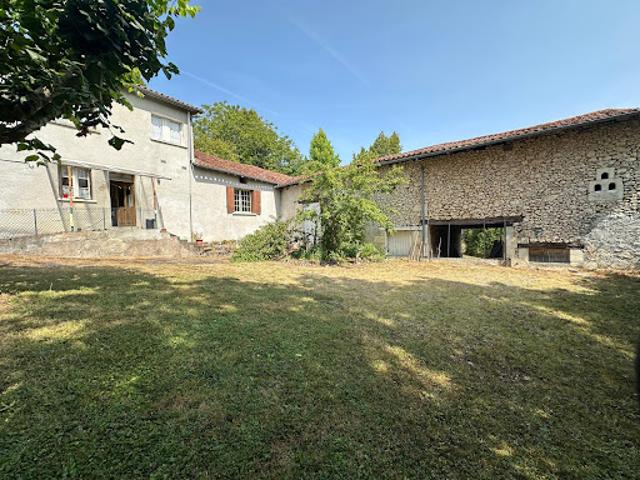 Vente Maison 5 pièces 90 m2 Saint Aquilin