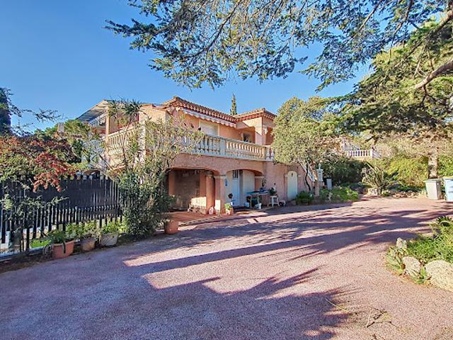 Vente Maison 5 pièces 100 m2 Saint aygulf