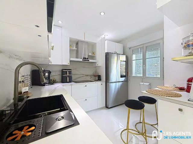 Vente Maison 5 pièces 90 m2 Saint Jean de la Ruelle