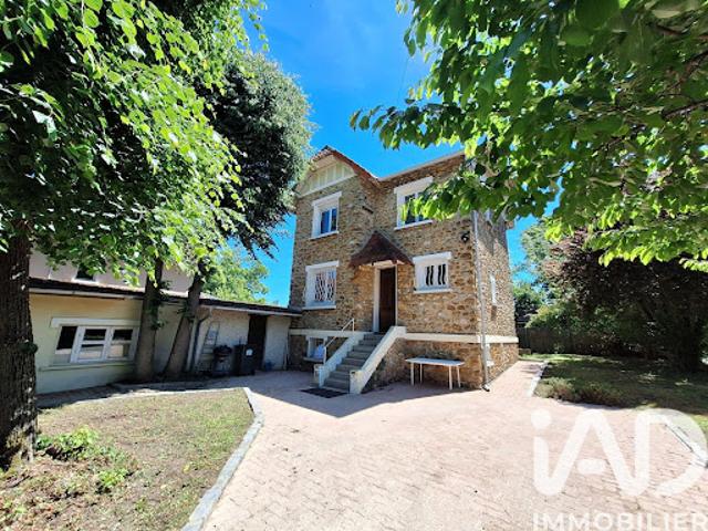 Vente Maison 5 pièces 90 m2 Sainte genevieve des bois
