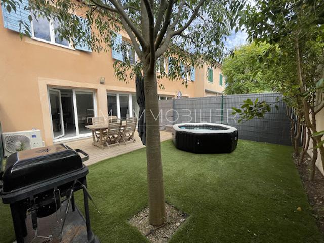 Vente Maison 5 pièces 91.28 m2 Simiane Collongue