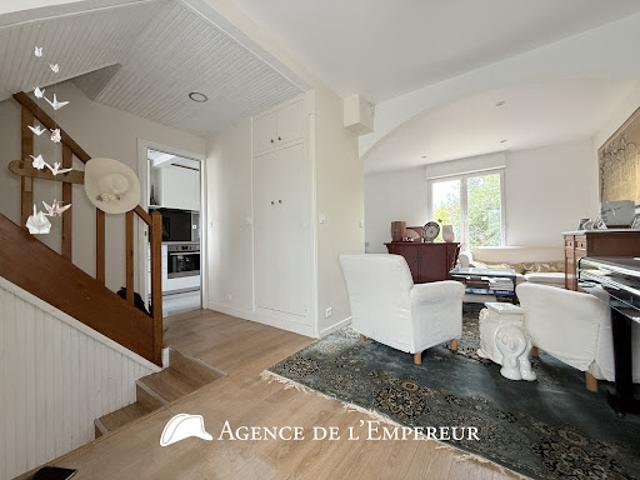Vente Maison 5 pièces 92.25 m2 Rueil Malmaison