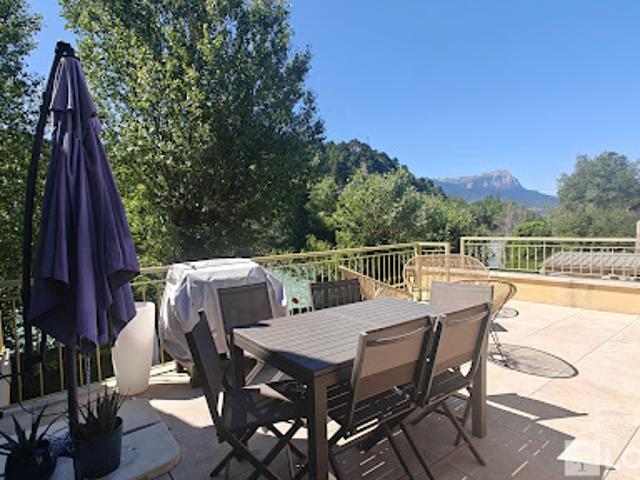 Vente Maison 5 pièces 92 m2 Embrun