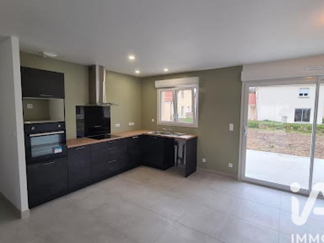 Vente Maison 5 pièces 92 m2 Saint lye