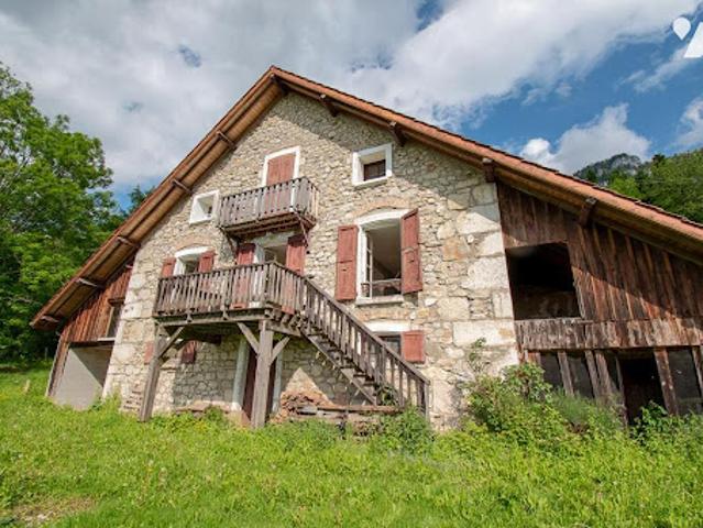 Vente Maison 5 pièces 93.05 m2 Saint Laurent du Pont