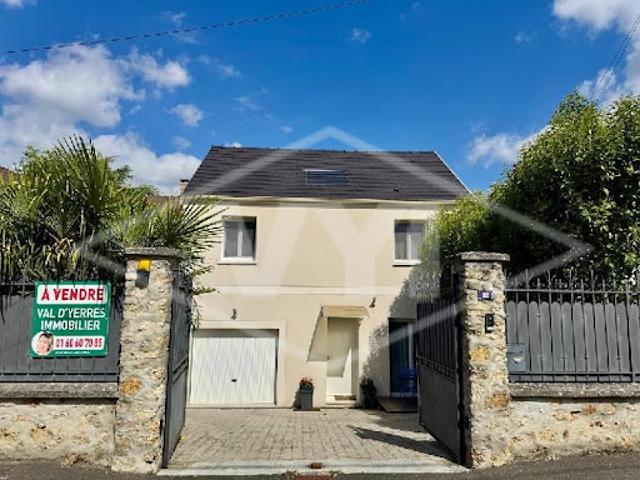 Vente Maison 5 pièces 93 m2 Combs la Ville
