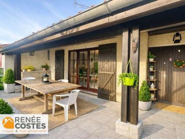 Vente Maison 5 pièces 93 m2 Léognan