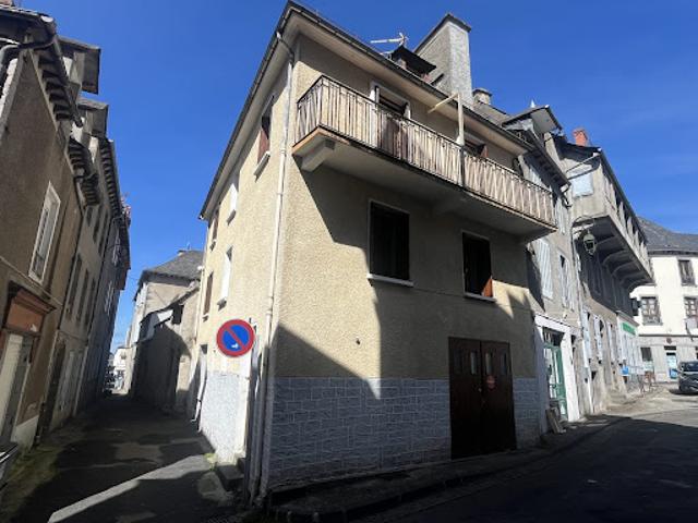 Vente Maison 5 pièces 93 m2 Mauriac
