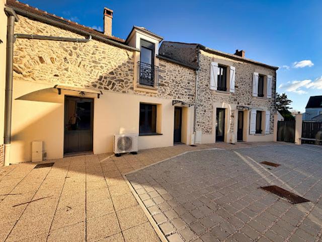 Vente Maison 5 pièces 95.2 m2 Réau
