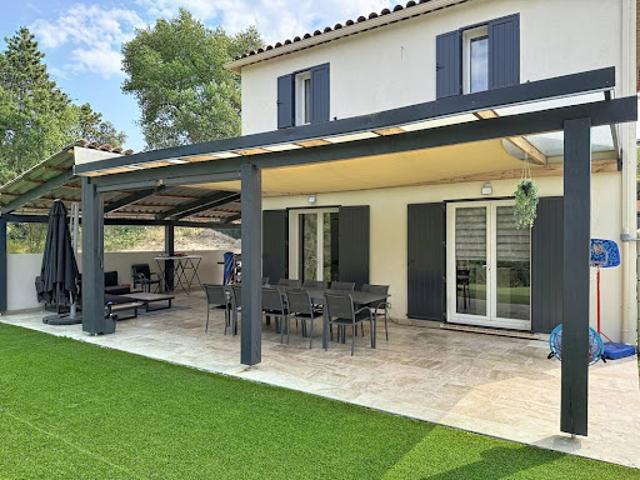 Vente Maison 5 pièces 95 m2 Montauroux