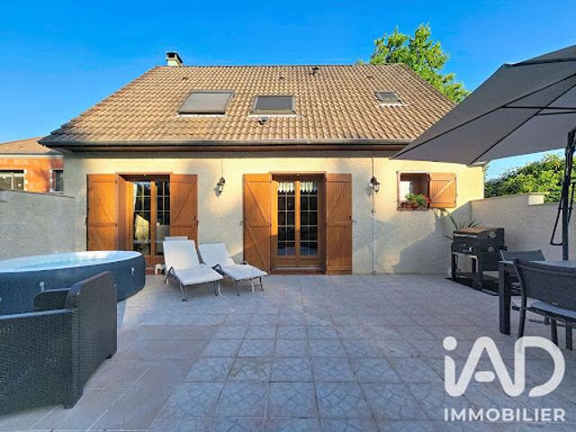Vente Maison 5 pièces 95 m2 Mandres les Roses