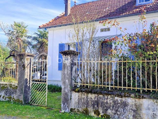 Vente Maison 5 pièces 95 m2 Vic en Bigorre
