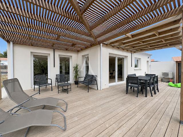 Vente Maison 5 pièces 96 m2 Avrille